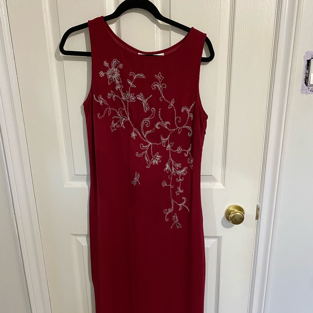 Beautiful maxi dress!!